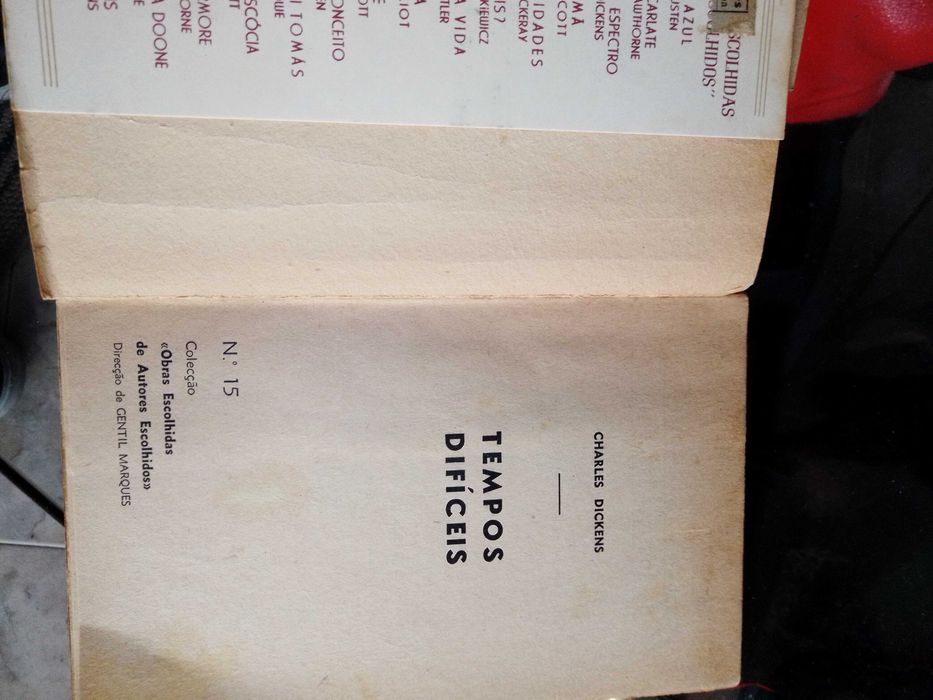 livros antigos charles dickens