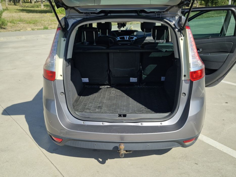 Renault Grand scenic 3, 2009 року