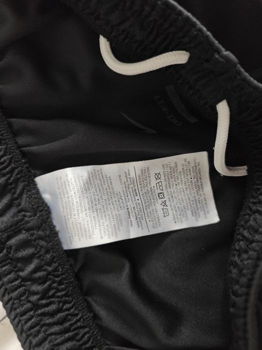 Nike krótkie spodenki sportowe męskie M