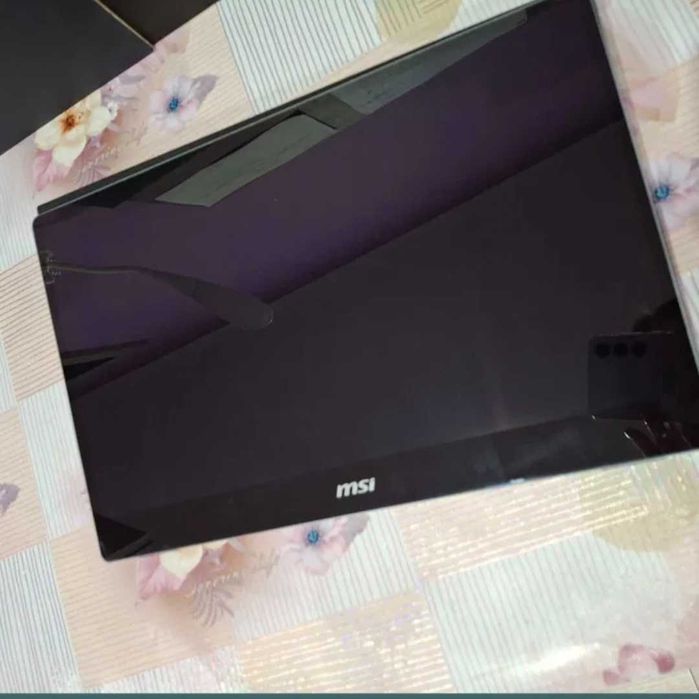 Monitor Optix Mag 162V