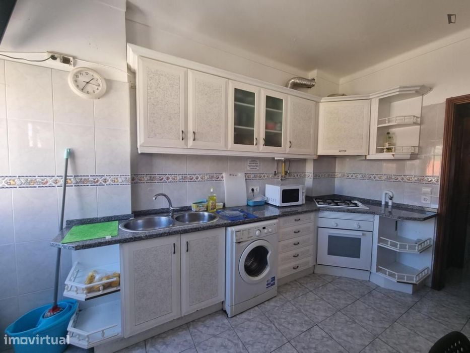 Quarto - localizado em Sintra Lisbon