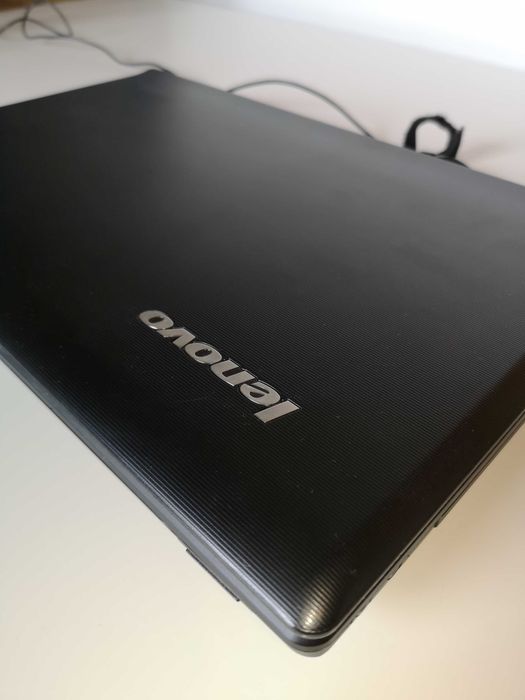 Laptop Lenovo G570 SPRAWNY bez ładowarki zadbany po serwisie