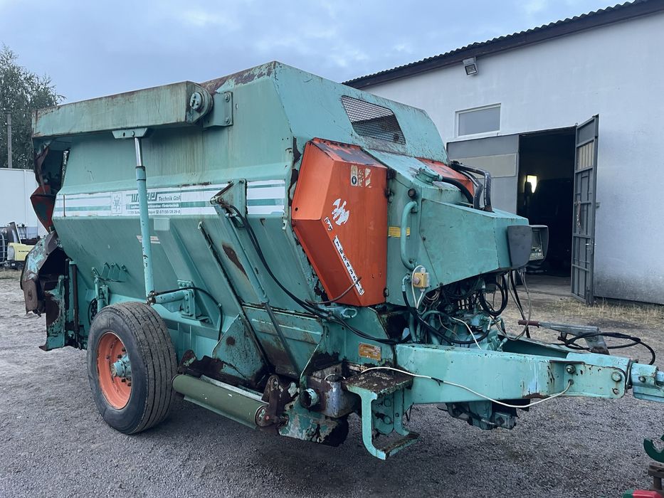 Продам кормозмішувач Walker Storti Labrador 9 m3