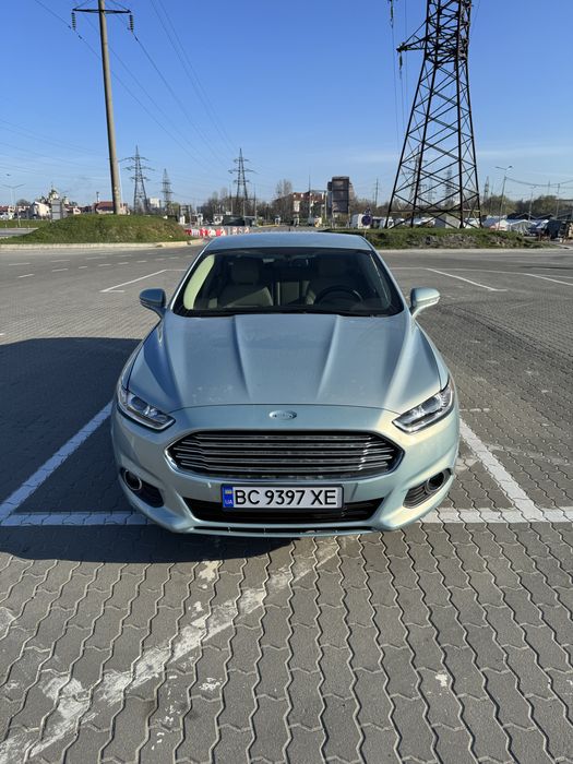 Авто під виплату Ford Fusion Hybrid
