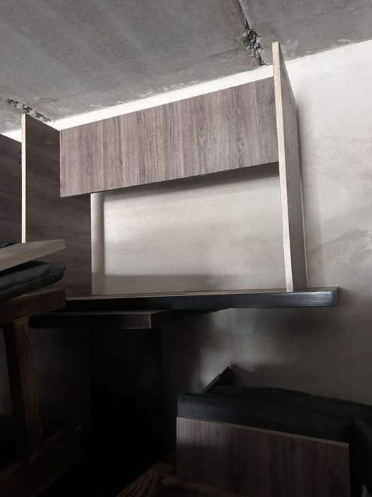 Лавки та столи для закладу, тераси, тощо