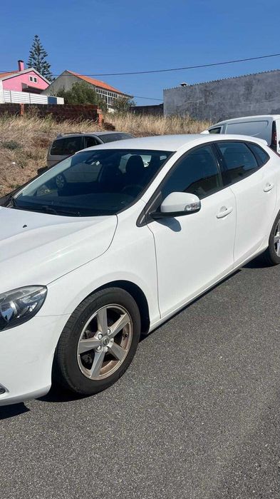Volvo V40 Kinetic D2 2.0 Diesel | 2016 | 72.700 km | Manual