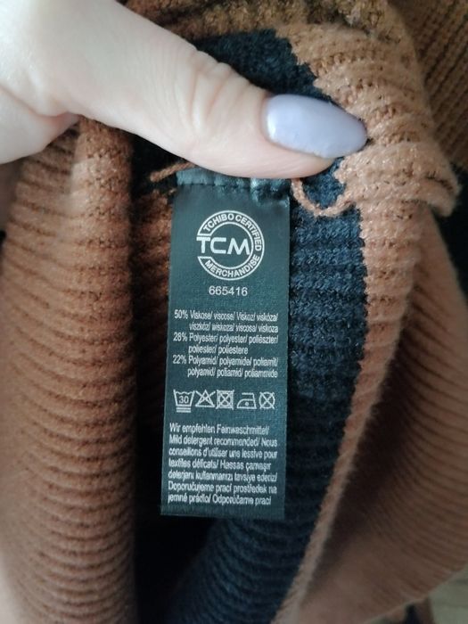 Sweter damski Essentials by Tchibo L