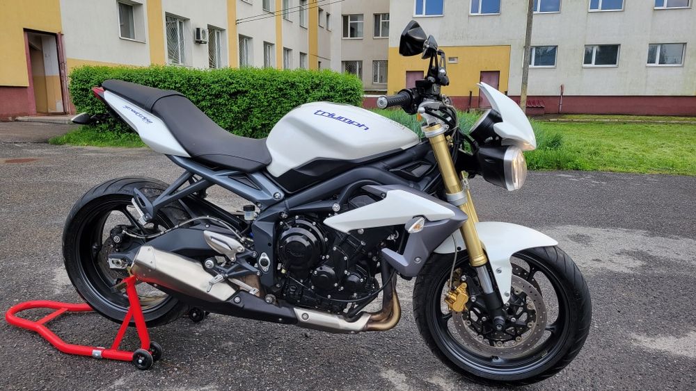 Triumph Street Triple 675 з Японії