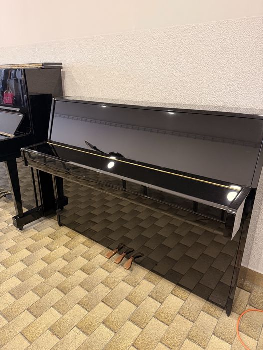 Piano Vertical Yamaha B1