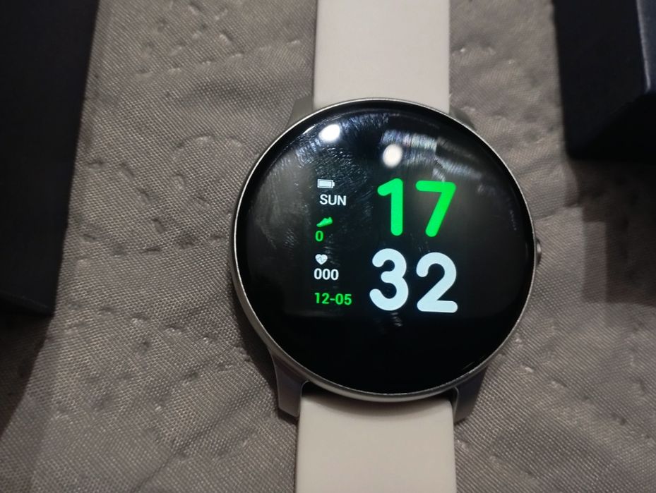 Smart watch kw19 z ładowarka.