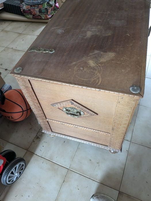 Baú em madeira 103x53cm