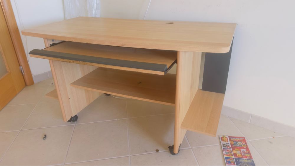 Secretaria multiusos