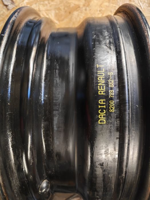 Felga stalowa Renault Dacia 15 4x100 ET 43