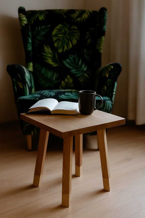 Mały kawowy herbaciany stolik dębowy z żywicą