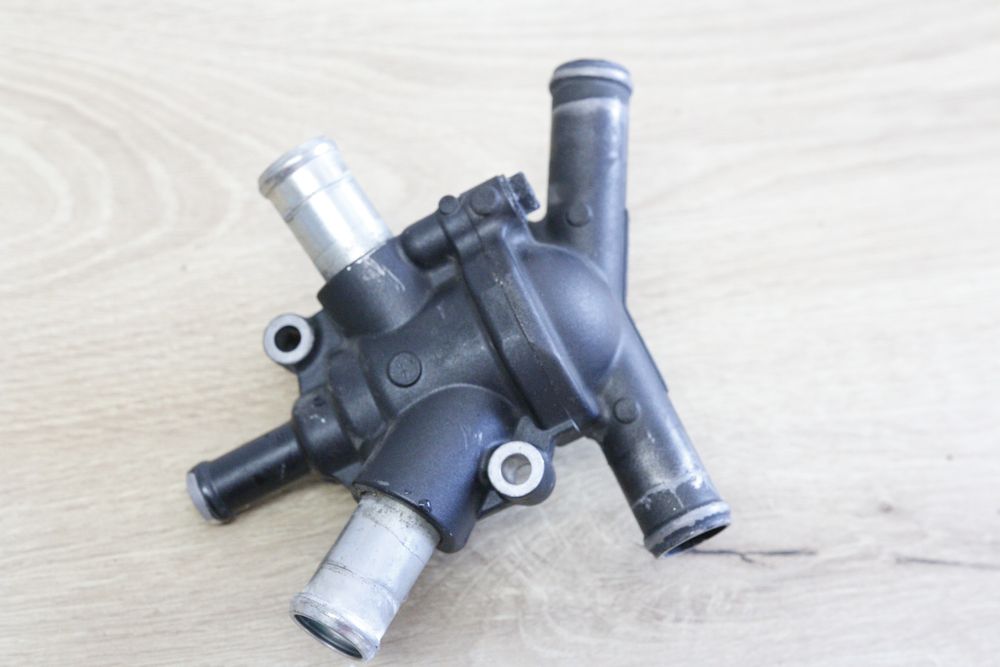 8033 Termostat obudowa termostatu czujnik Goldwing 18-  Gl1800 |2018+