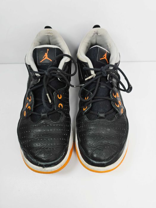 Buty NIKE AIR JORDAN MAX AURA 5 do koszykówki 42