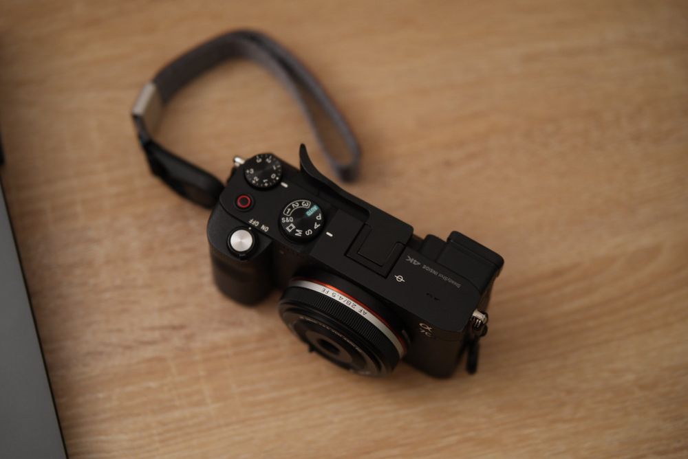 Sony A7C + 2 lentes e extras