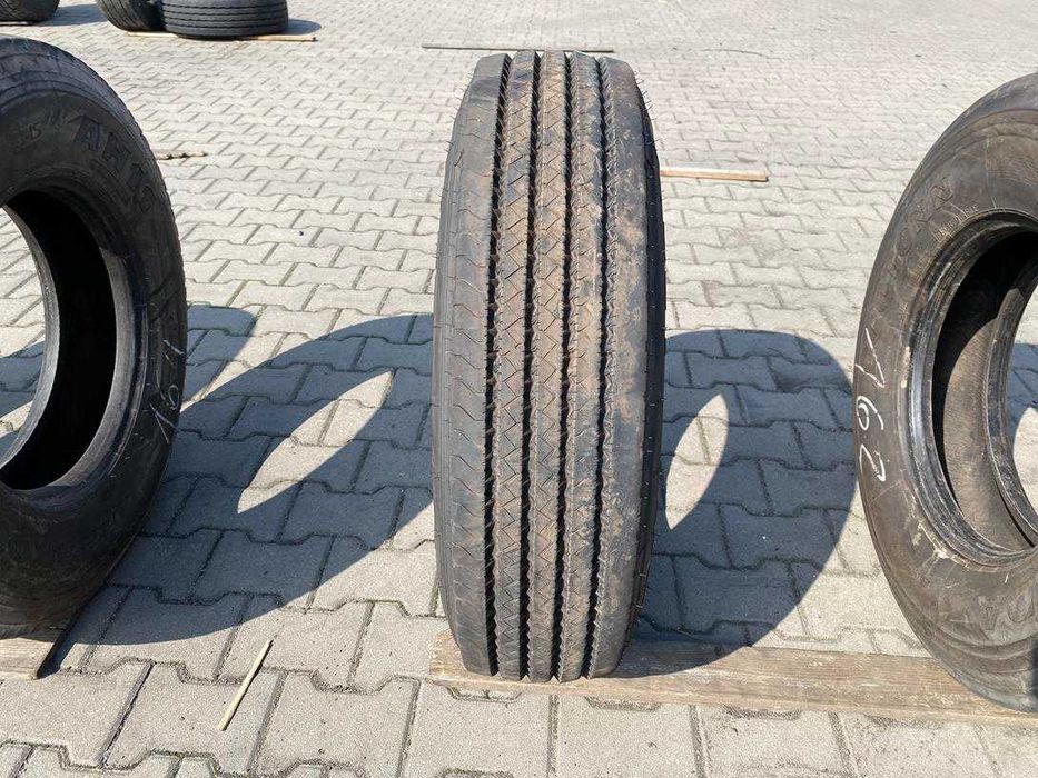 Opona używana ciężarowa prowadząca 9.5R17.5 CONTINENTAL LSR1 / 10-11mm