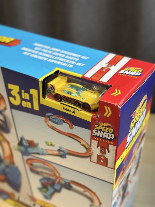 Hot Wheels Track Creator