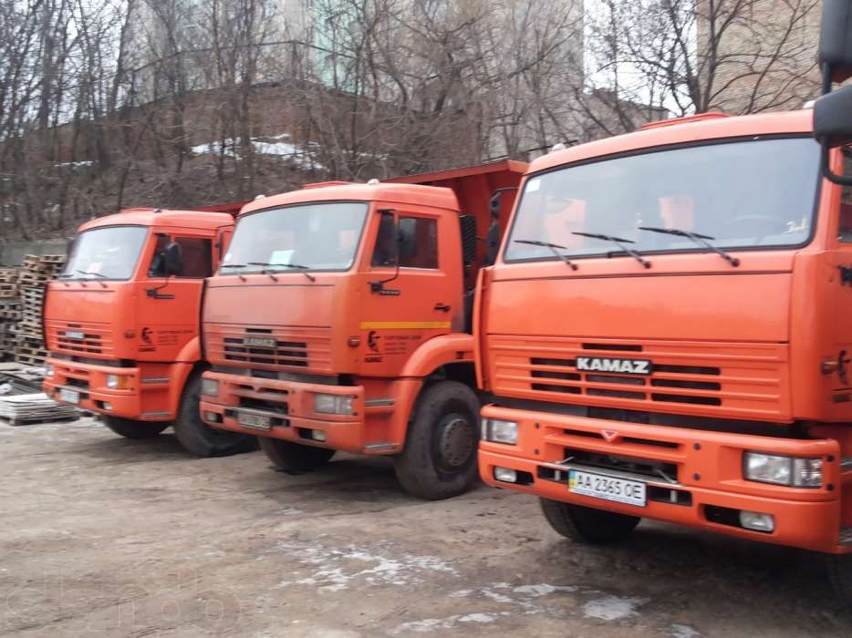 Вывоз грунта самосвалами. Вывоз строительного мусора