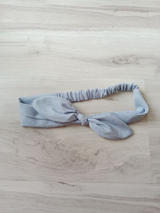 Elastyczna materiałowa opaska damska na głowę z kokardą h&m