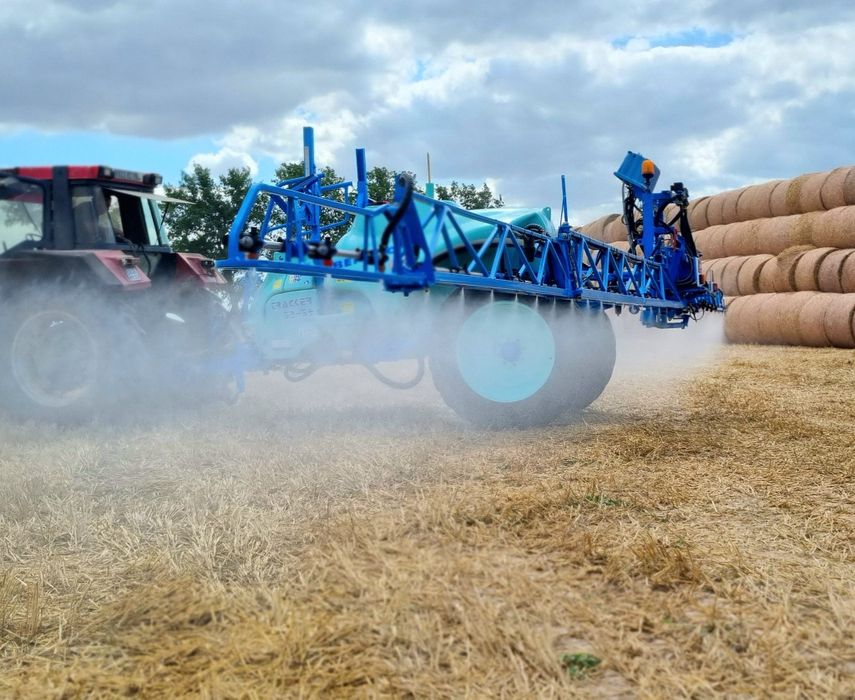 sprzedam opryskiwacz berthoud tracker 32-34   21m