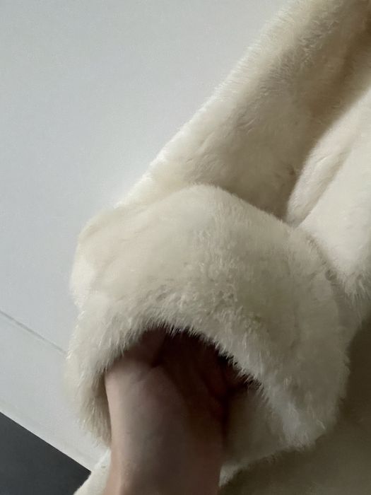 Продам шубу норковая самый дорогой Saga Mink