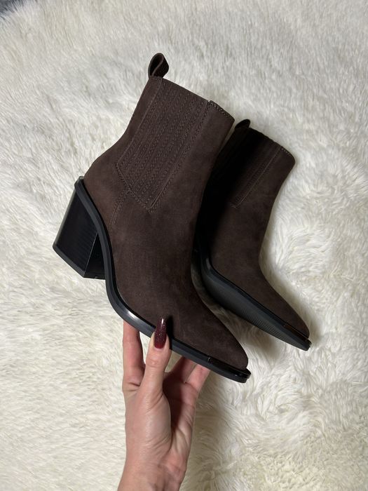 Трендові козаки демісезон. Хітова модель