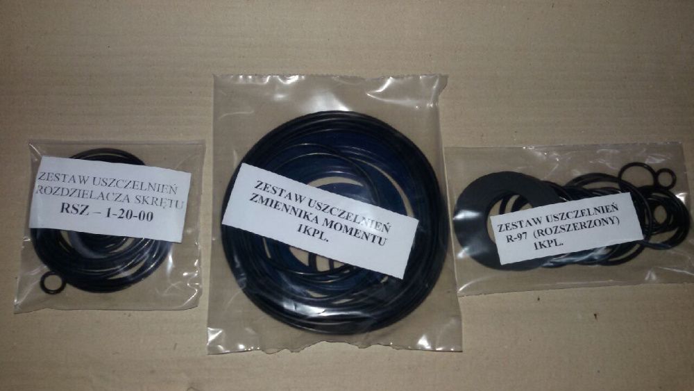 Zestaw uszczelnień do pompy ładowarki Ł-34 Stalowa Wola Fadroma