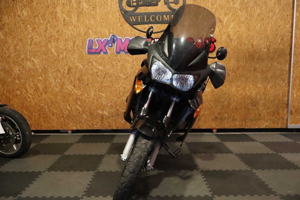 Honda Varadero 1000 de 2003 para peças.