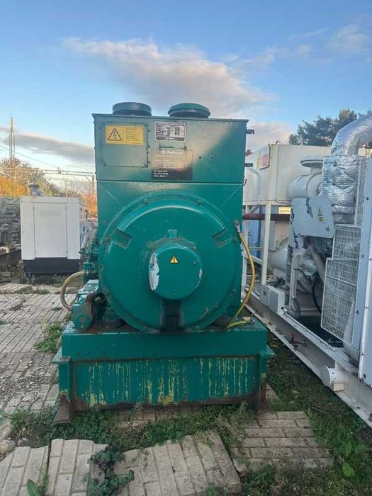 Потужністю 800 KVA модель Perkins 3012 генератор дизельний