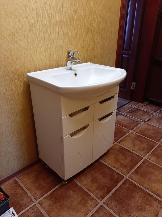 Умивальник-тумба