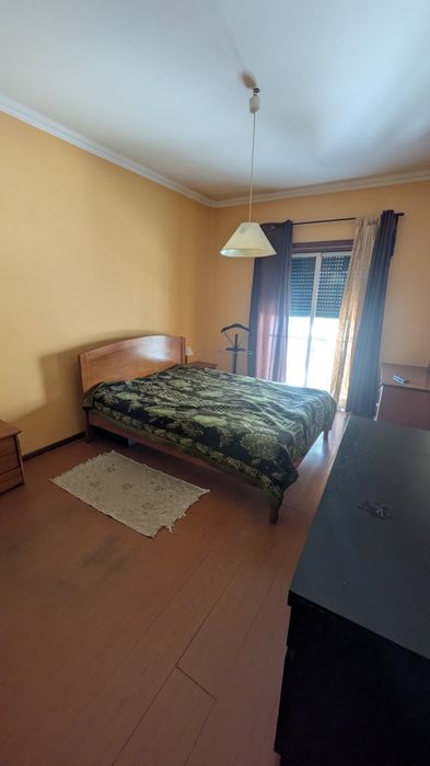 1 Quarto centro Almeirim