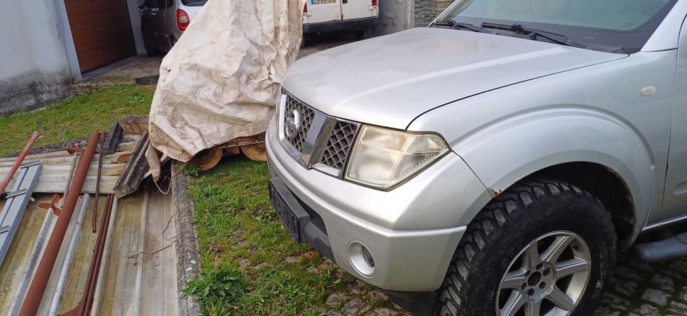 Nissan D40 de 2006 para peças