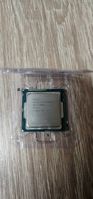 Процесор Intel Core i5-4690K 3.5GHz/5GT/s/6MB (BX80646I54690K) s1150