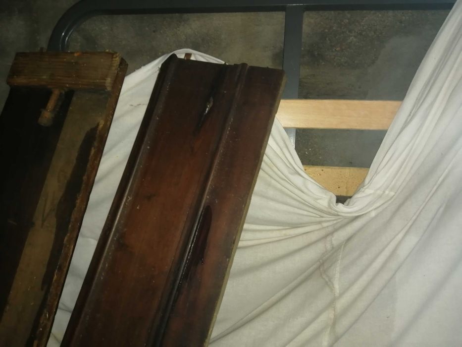 Quarto antigo para restauro