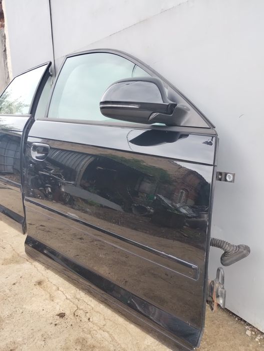 Drzwi prawy przód lusterko audi a3 8p lift sportback ly9b