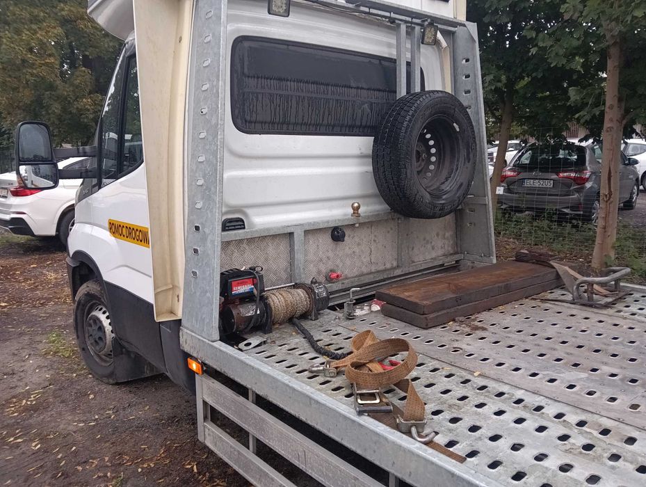 Iveco daily auto laweta 35s180