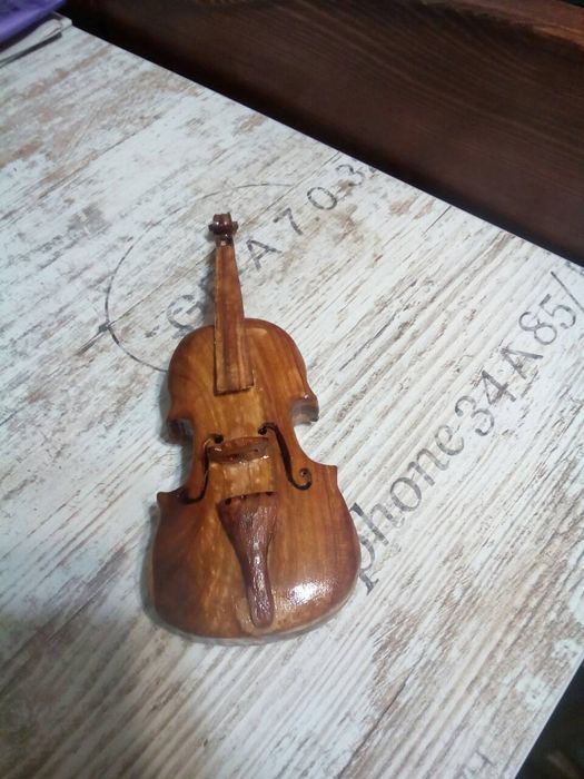 Ручна робота Скрипка