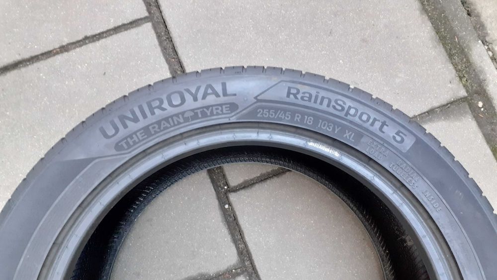 Opony letnie 255 45 R18 Uniroyal Rain Sport 5 2szt Montaż
