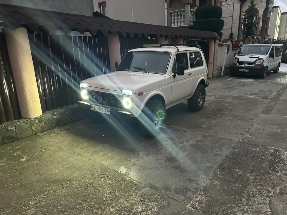 Продам ніву ваз 2121