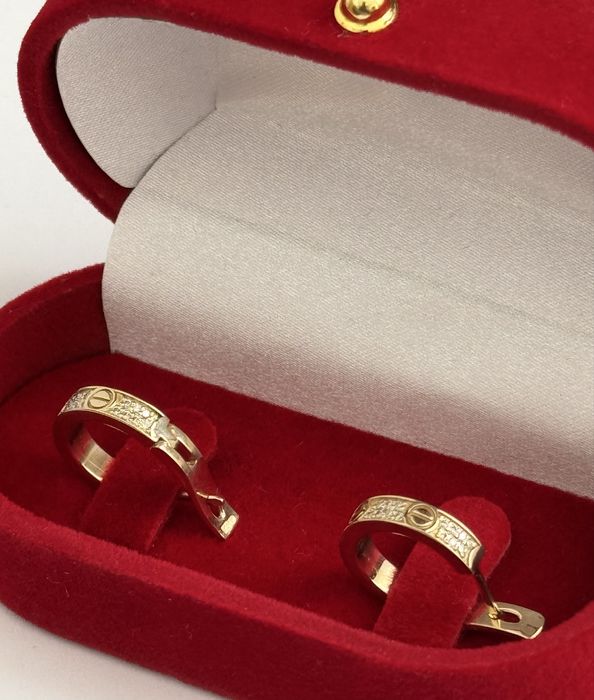 Золотые серёжки “Cartier” с бриллиантами