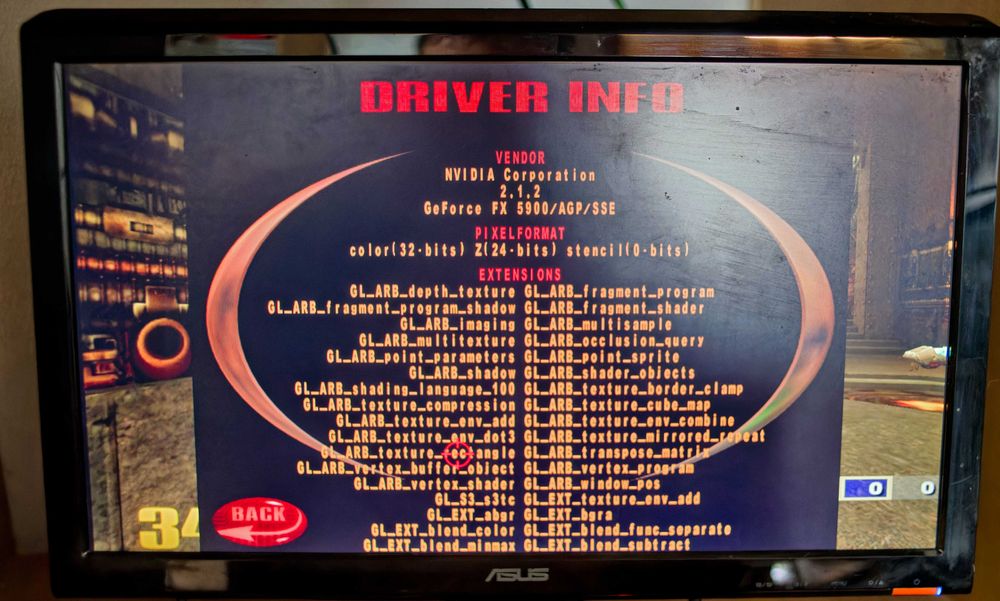 Placa gráfica GeForce FX5900 com 128Mbytes AGP