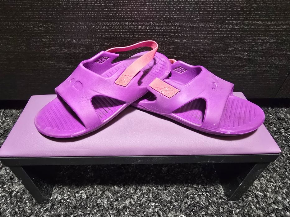 Віддам речі на дівчинку