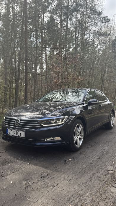 VW Passat 2018r Automat DSG7 180km Park assist Matrix full led Czarny