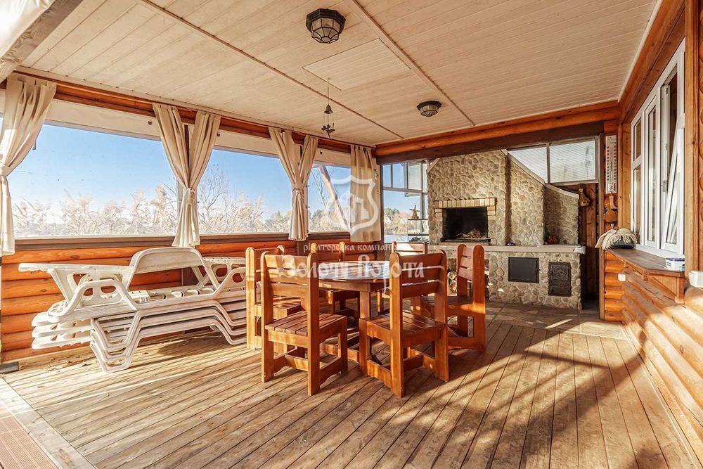 Будинок 2 поверхи, 5,8 сотки. Дизайнерський ремонт. с. Підгірці, озеро