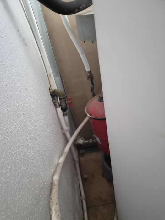 Termoacumulador 200 litros aquecido com painel solar a água