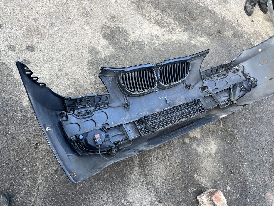 Бампер рестайл bmw e60 комплектний