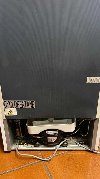 Frigorífico fiável em bom estado TEKA 210 Litros