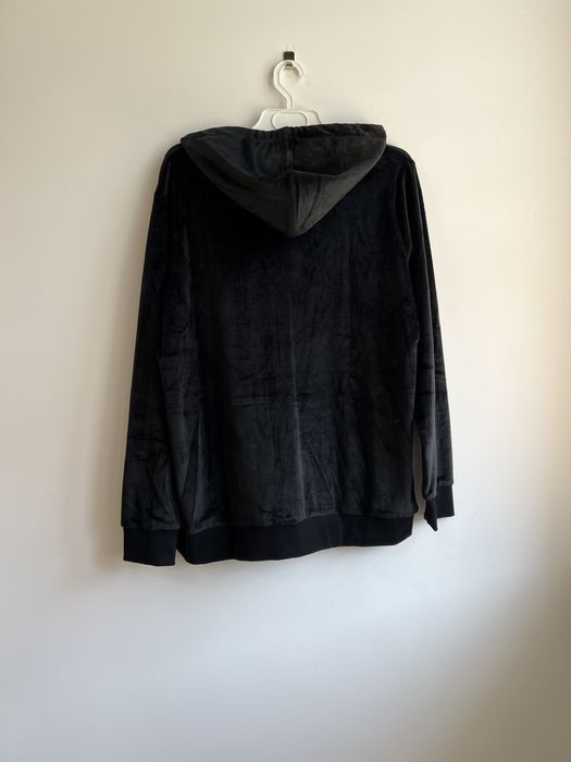 Moraj bluza czarna z kapturem welurowa